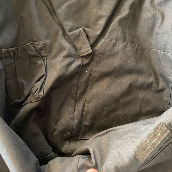 Givechy Black Shoulder Bag - Picture 5 of 8